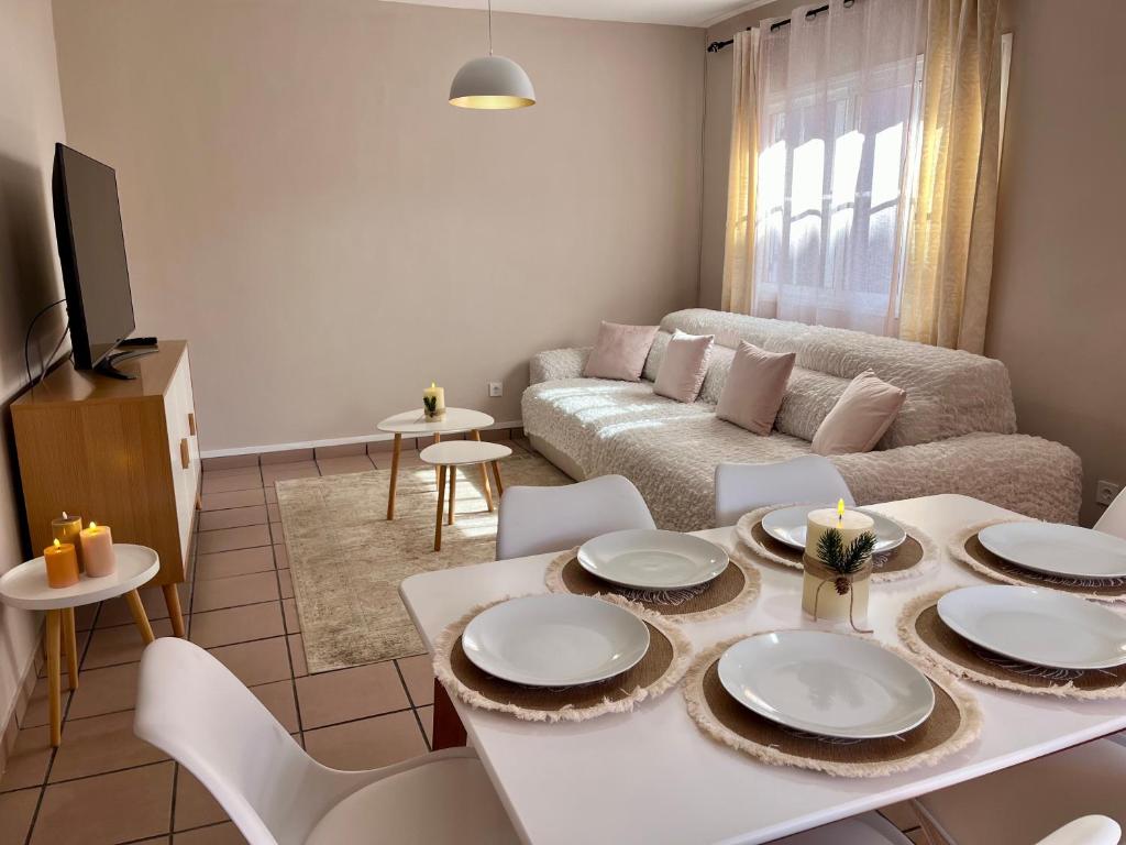 TV a/nebo společenská místnost v ubytování Doral Paradise Gran Canaria
