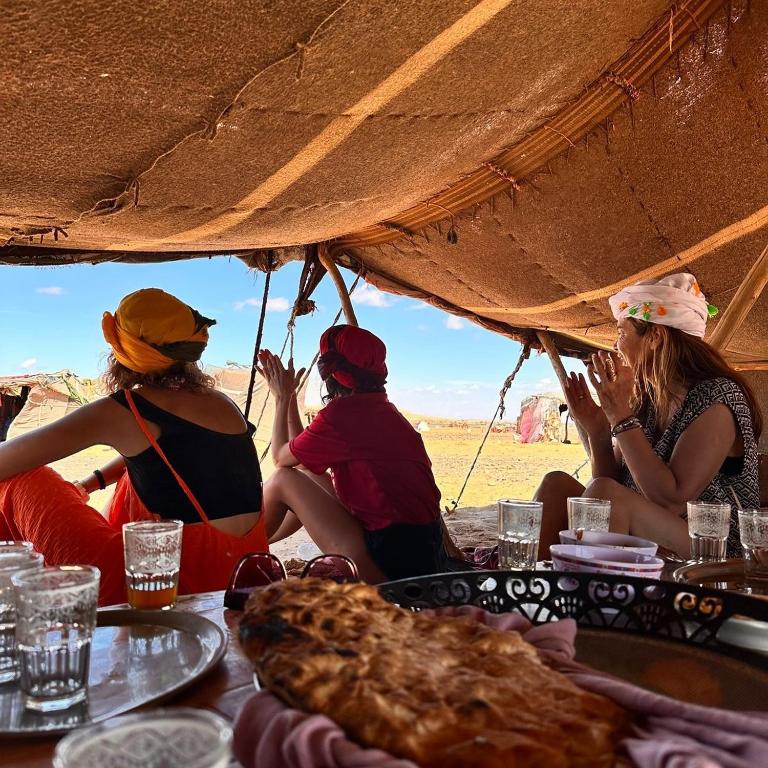 Hosté ubytování Merzouga luxury tent with activities