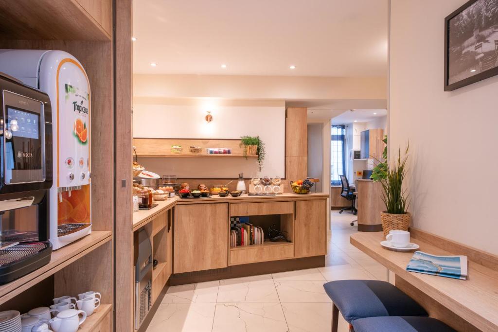 Helussi Hôtel - Resim 4