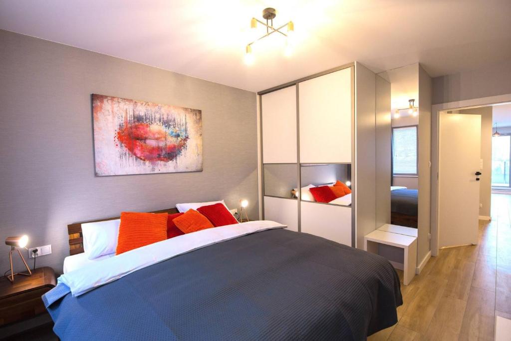 Postel nebo postele na pokoji v ubytování ApartView Premium by Rent like home