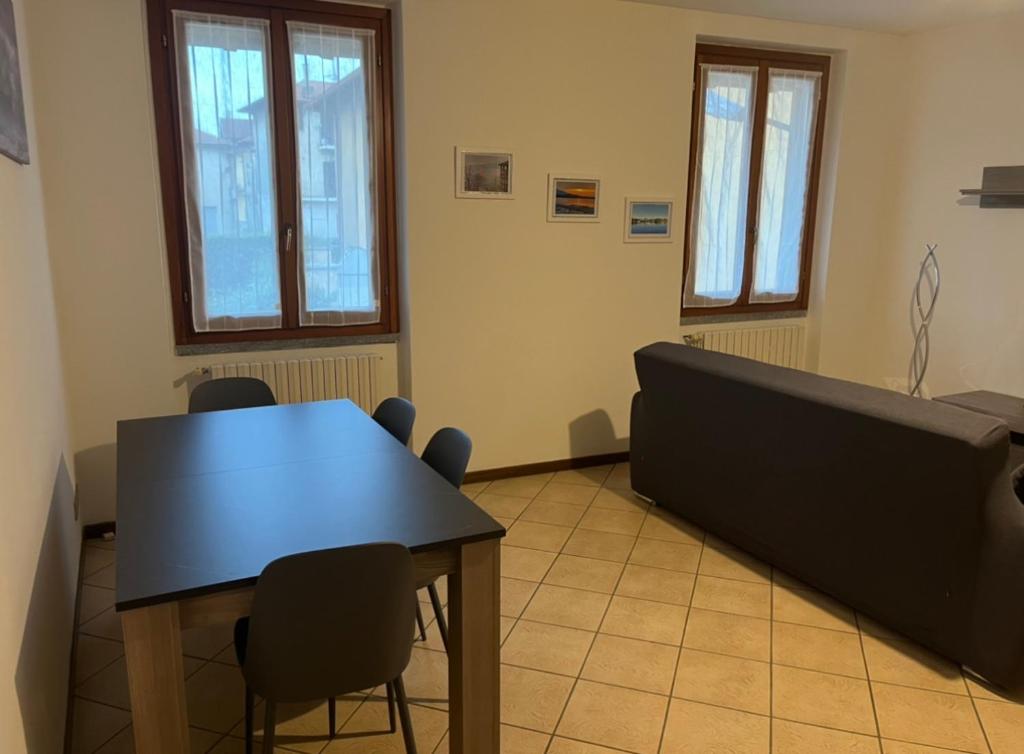 Posezení v ubytování Casa vacanze due laghi cadrezzate