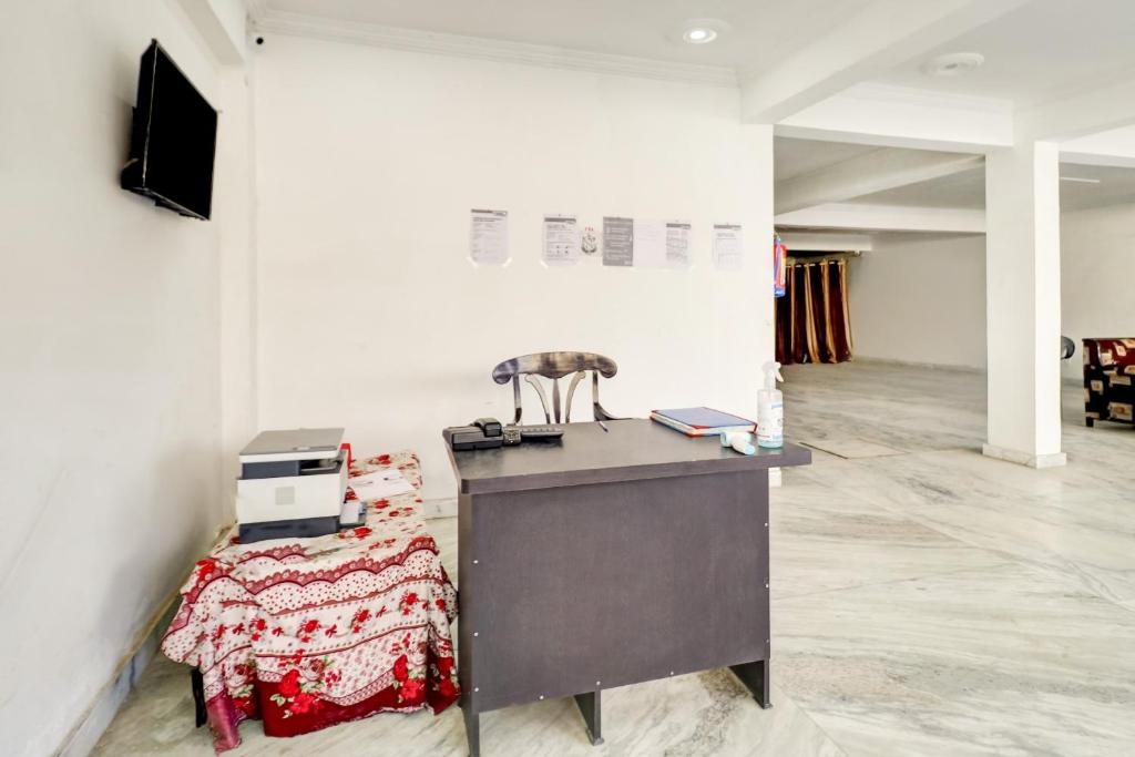 TV a/nebo společenská místnost v ubytování Hotel O BJ Residency