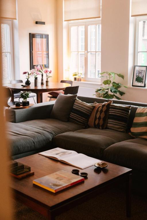 Area soggiorno di Aplace Antwerp - marvellous flats & hotel rooms - Leeuwenstraat 20