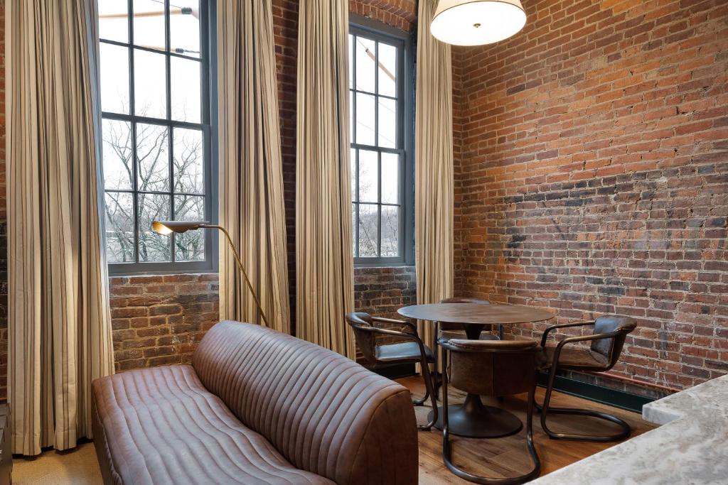 The Delegate Hotel photo