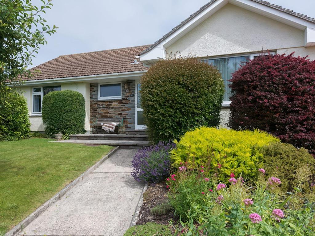 Κήπος έξω από το Curlew