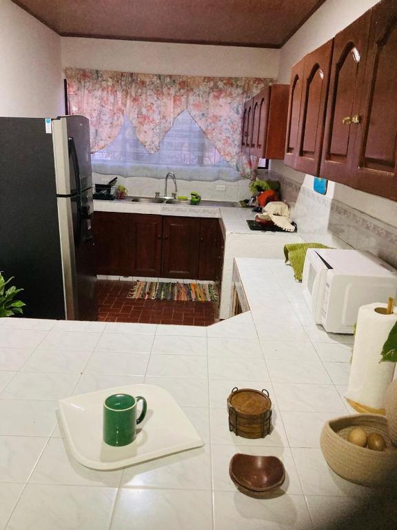 Kuchyň nebo kuchyňský kout v ubytování Hostel Casa Mar