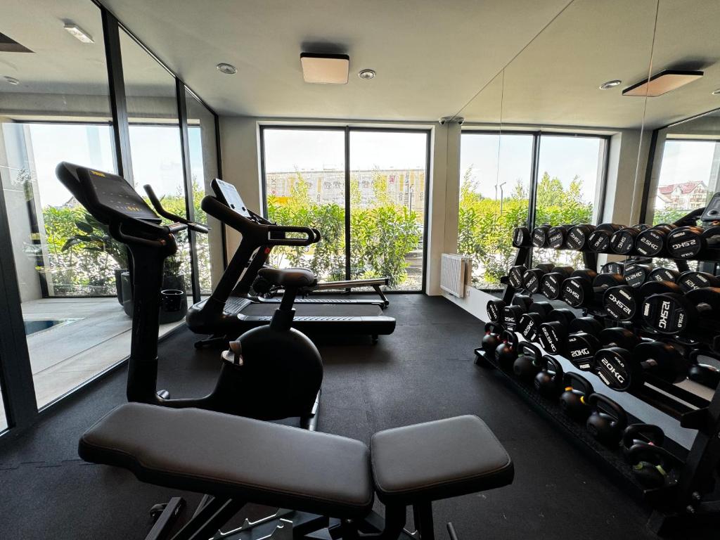 Fitness centrum a/nebo fitness zařízení v ubytování Aparthotel Anchoria Holiday Honest-Serwis