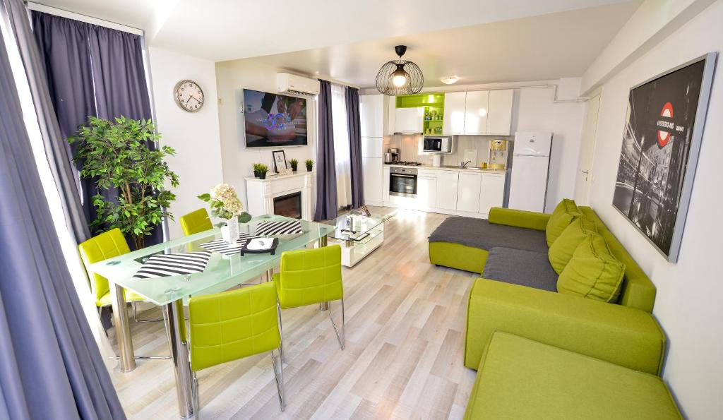 CityScape Bucharest - Resim 1