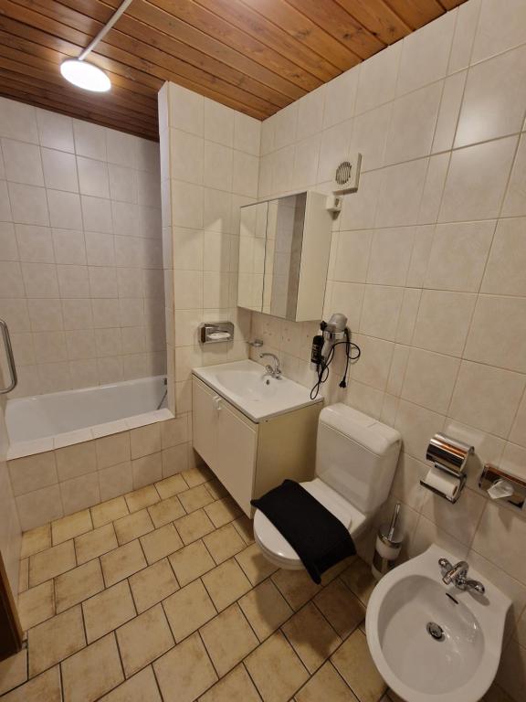 Koupelna v ubytování Garni Bärenwirt