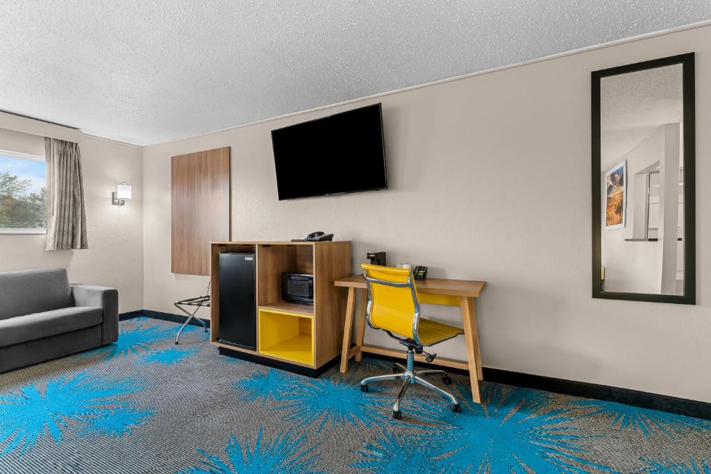 Days Inn by Wyndham Sioux Falls photo