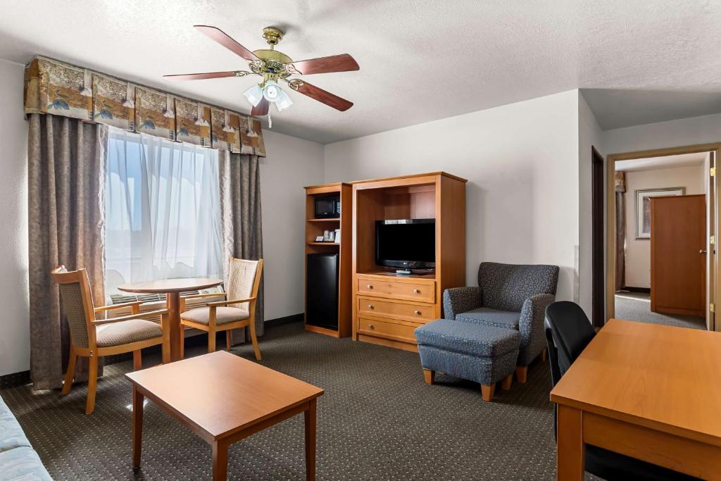 Best Western Socorro Hotel & Suites photo