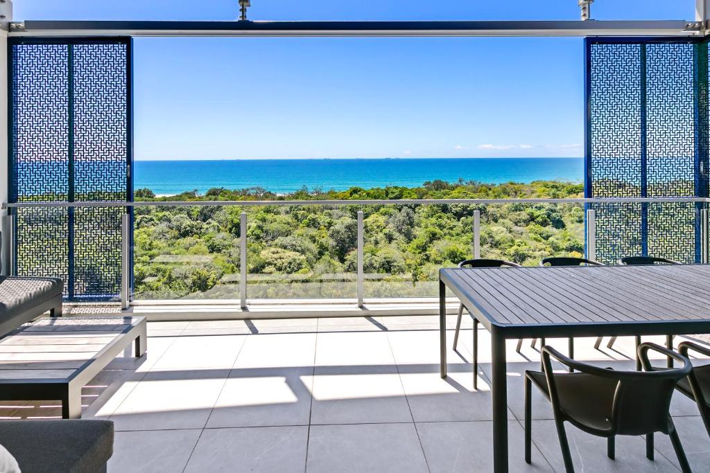 Where can I buy a top-floor penthouse apartment with sea views in ... - Breathtaking Penthouse Apartments