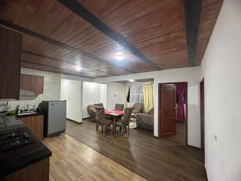 Nhà bếp/bếp nhỏ tại Hospedaje El Peñón