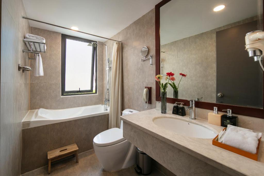 MAY DE VILLE Corner Hotel - 9