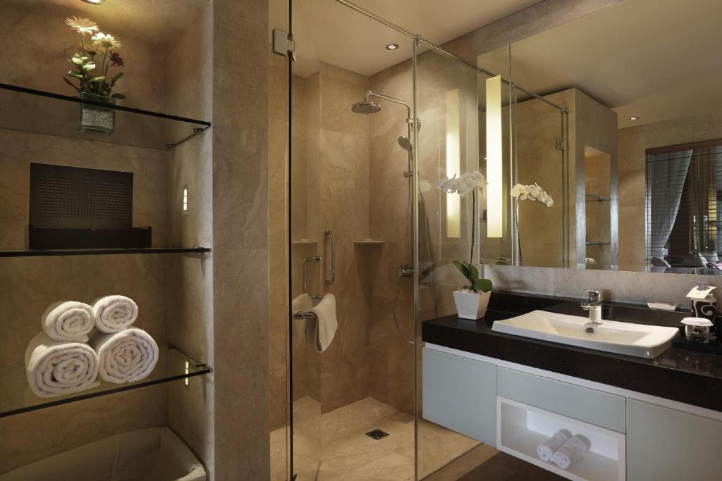 Puri Santrian Beach Resort And Spa - 18