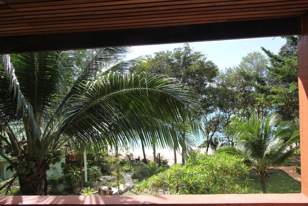 Chomjan Resort - Sala Familiar Con Vista Al Mar