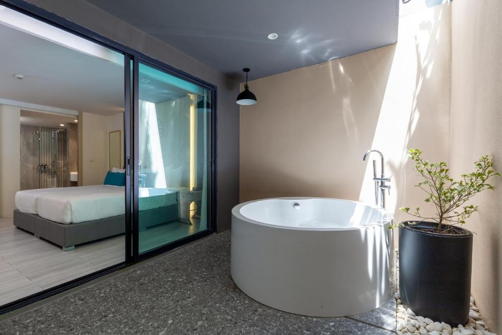 Best Western Plus Carapace Hotel Hua Hin - 19