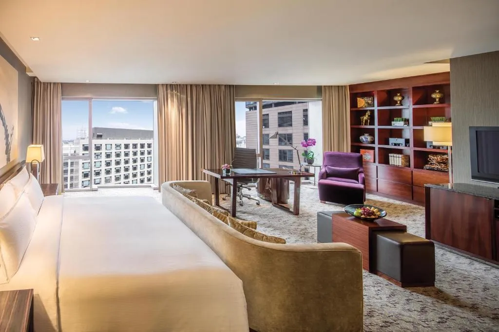 Premium King Room
