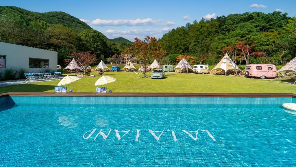 Bassein majutusasutuses Geumsan Lalaland Caravan või selle lähedal