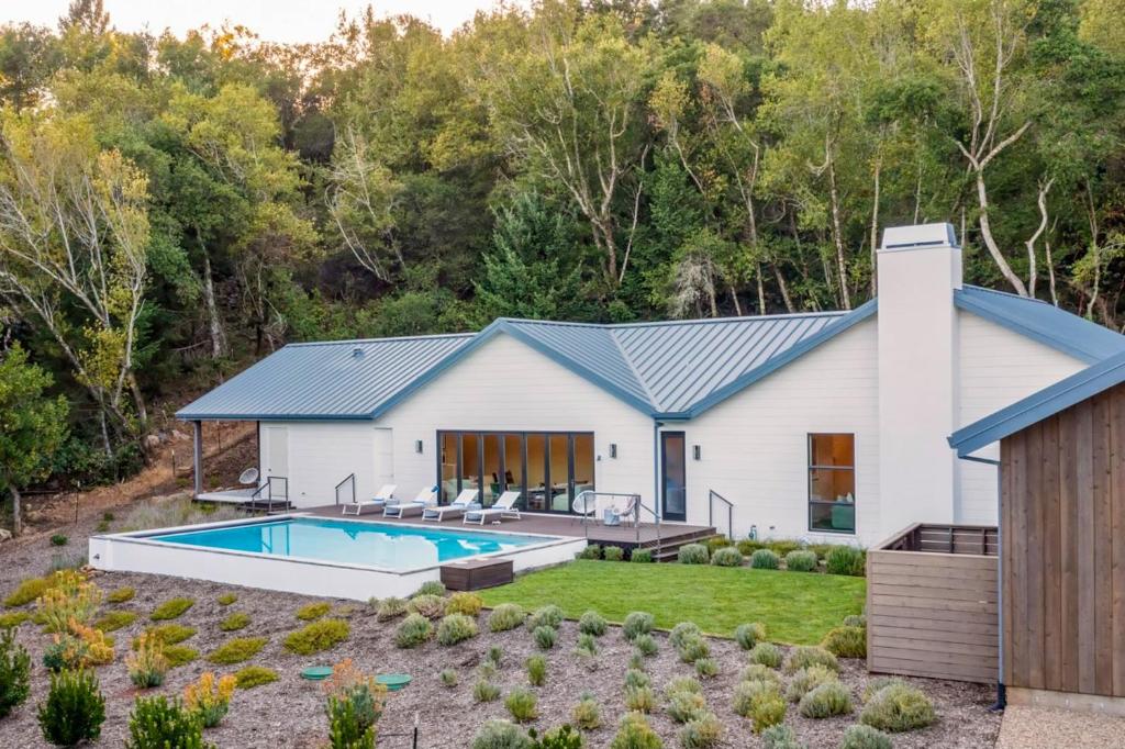Πισίνα στο ή κοντά στο Syrah by AvantStay Hilltop Haven in Sonoma Private Pool Patio