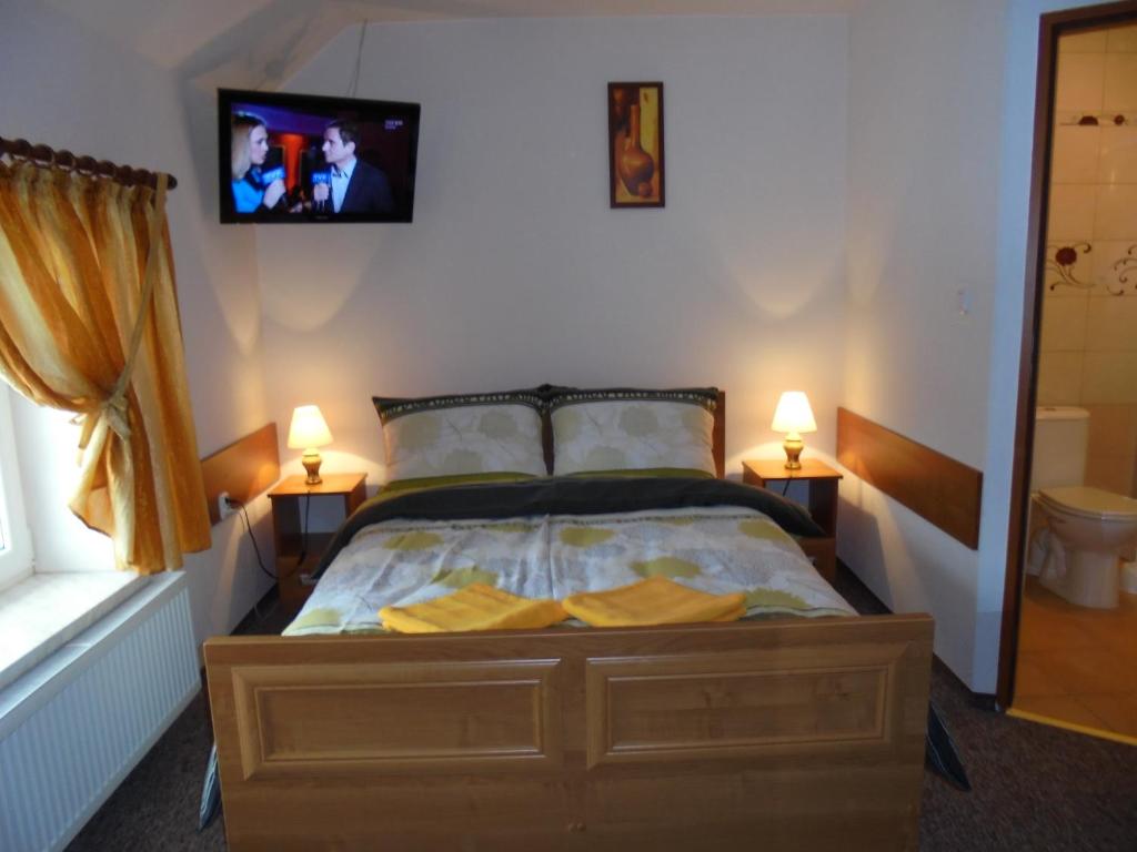 Agroturystyka Krysia Pilszcz - Habitación Doble Con Baño Privado