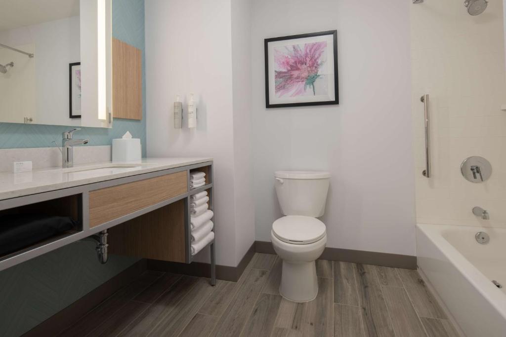 Hilton Garden Inn Tacoma Downtown - Habitación Queen Con Dos Camas Queen