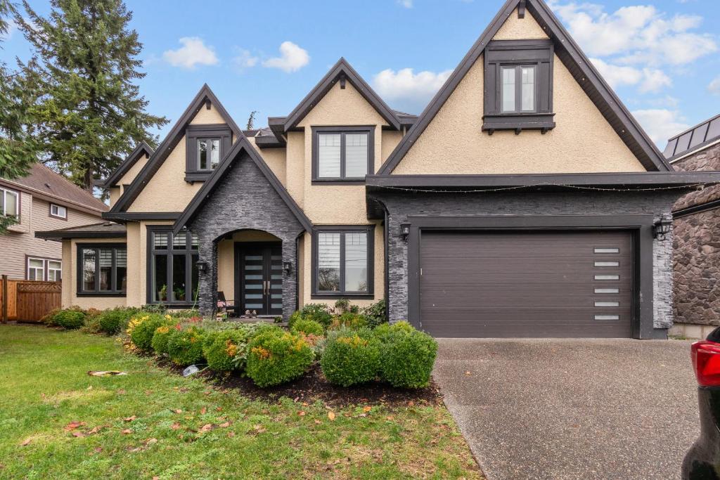 Tòa nhà nơi nhà nghỉ dưỡng tọa lạc