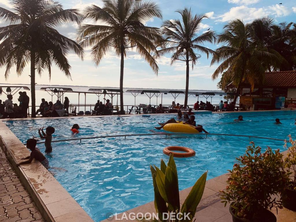 Bazén v ubytování New Saniro Lagoon Deck nebo v jeho okolí