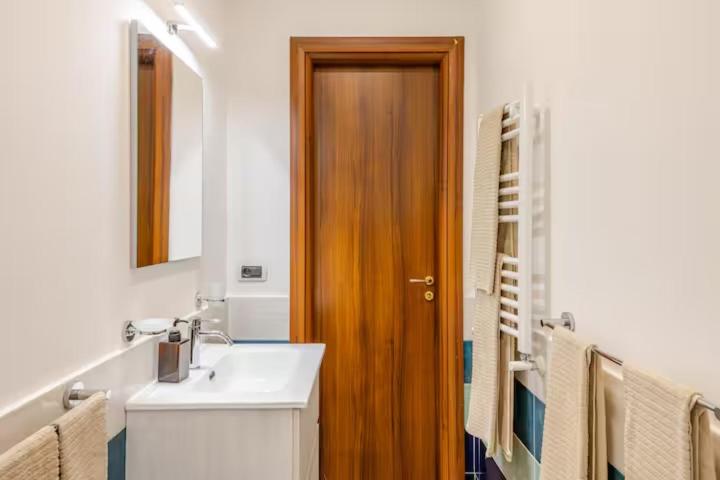 Łazienka w obiekcie CRISPI 74.1 - Apartment