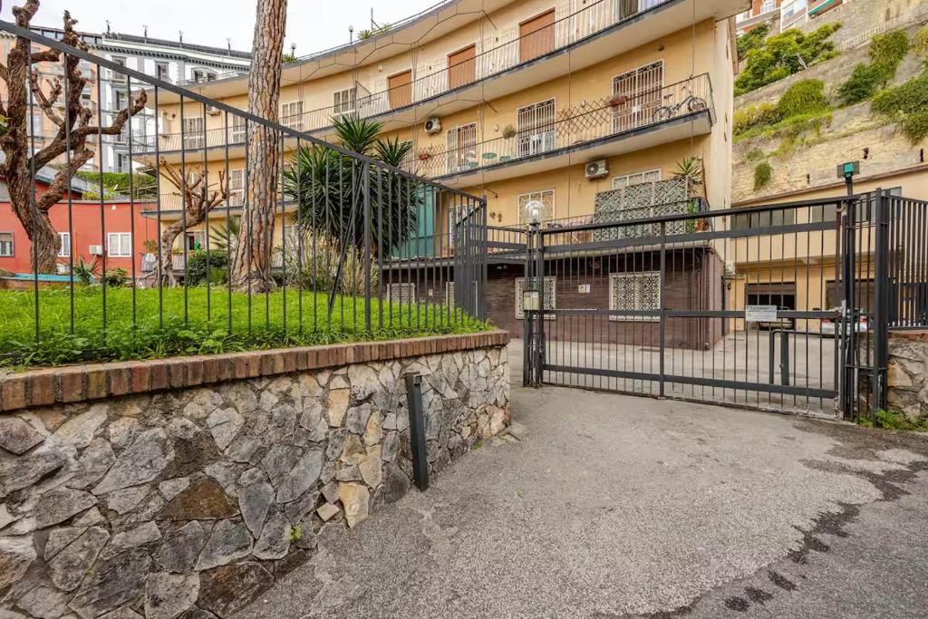 Budynek, w którym mieści się apartament