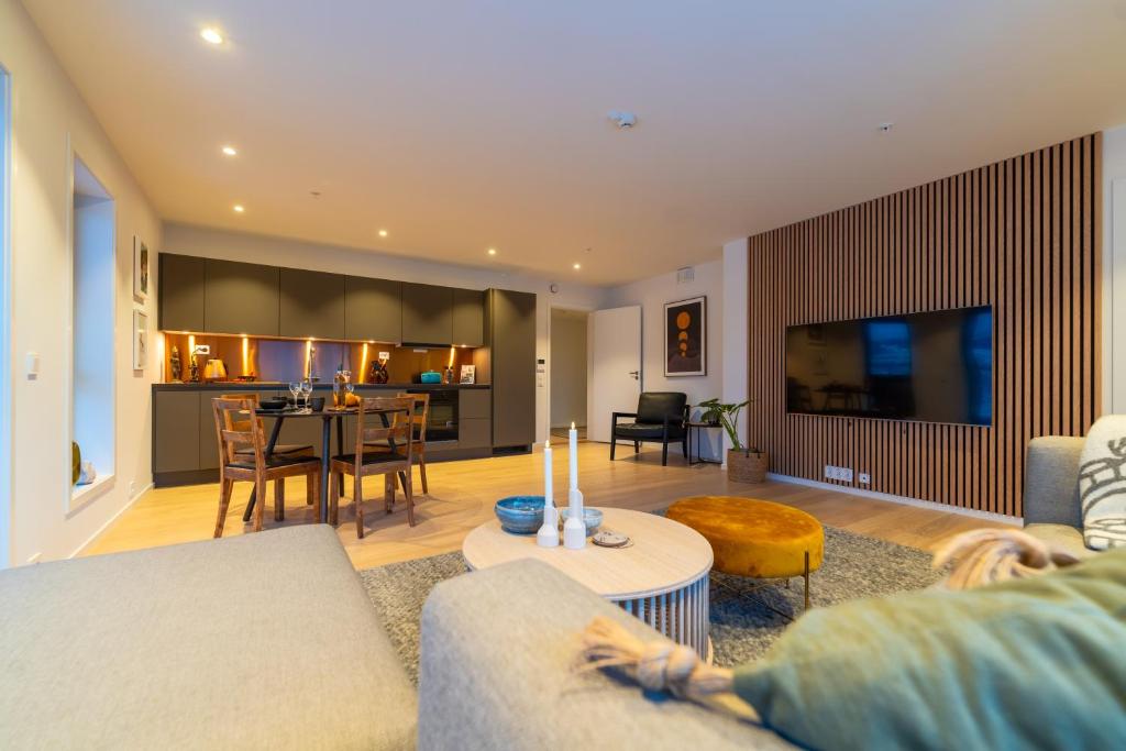 พื้นที่นั่งเล่นของ Northern Light Apartments - Nyholmen Luxury Penthouse B