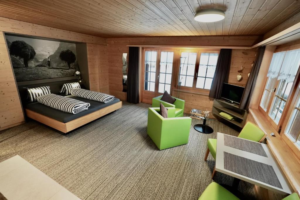 Televiisor ja/või meelelahutuskeskus majutusasutuses Chalet Schwendiboden