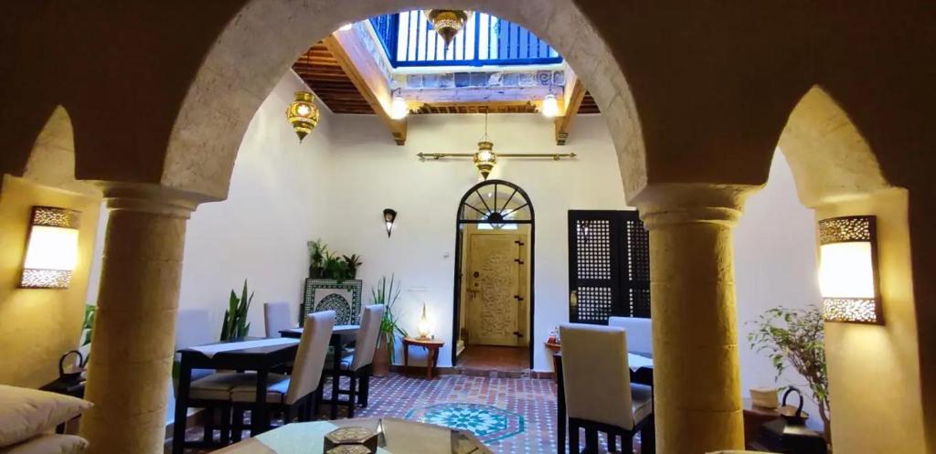Posezení v ubytování Riad de charme l'Oasis d'Essaouira - Suite Luxe