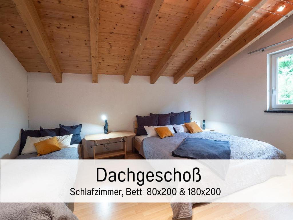 Posteľ alebo postele v izbe v ubytovaní Elke`s Ötztal Apartments - Nahe Therme, herzlich, stilvoll, aussichtsreich