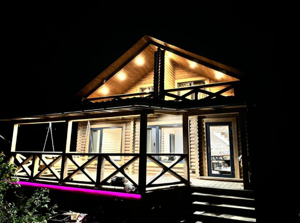 Το κτήριο όπου στεγάζεται  η παραθεριστική κατοικία