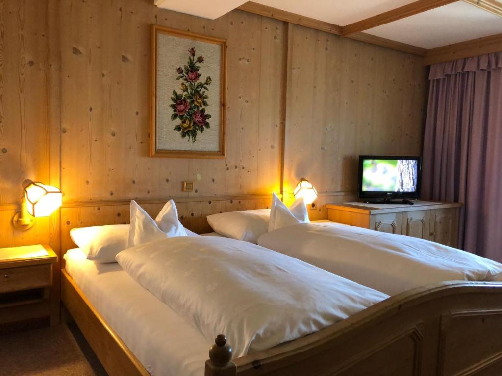 Postel nebo postele na pokoji v ubytování Gasthof Bocking