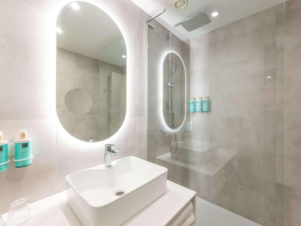 Koupelna v ubytování Novotel Grenoble Nord Voreppe