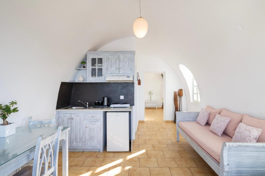 Vrachia Studios & Apartments - 10