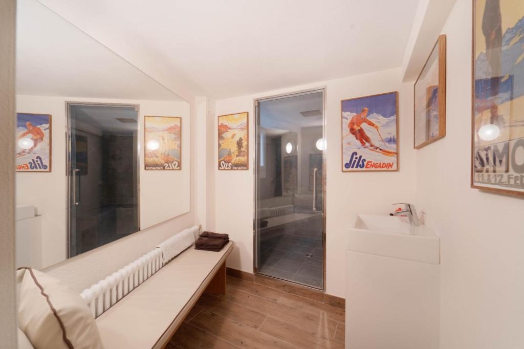 Fotografie z fotogalerie ubytování Cozy Suite Sils v destinaci Sils Maria