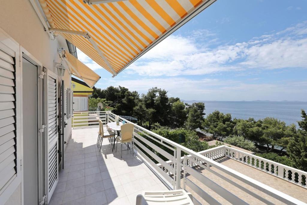 Balkón alebo terasa v ubytovaní Apartments Djurdja