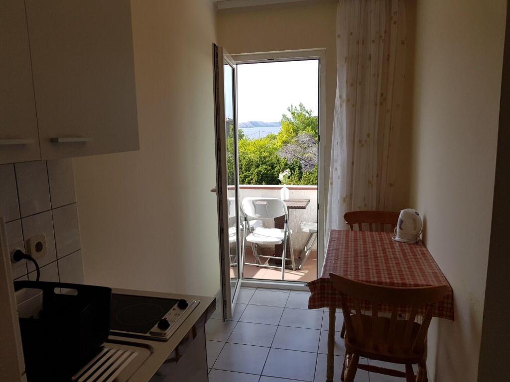 Kuchnia lub aneks kuchenny w obiekcie Apartments Jope