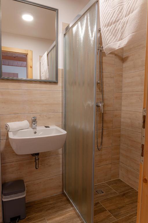 Koupelna v ubytování Hotel House Rozka