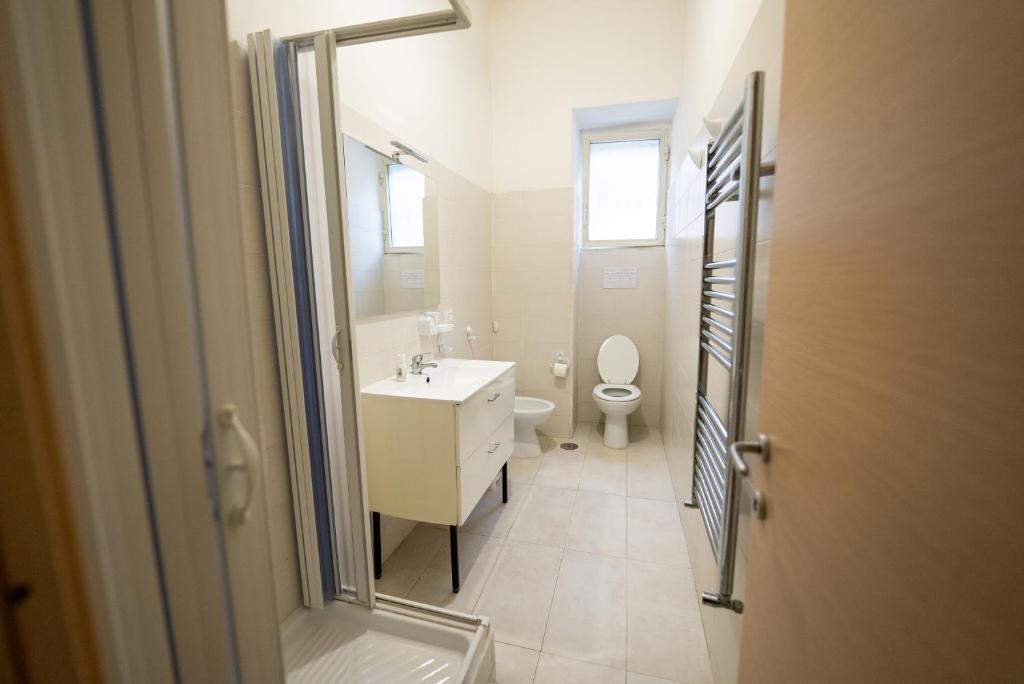 Łazienka w obiekcie home Joséphine, a due passi dalla Reggia