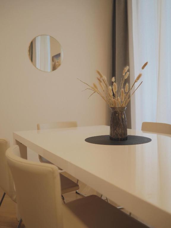 Home Sweet Home - Vienna Central - 10