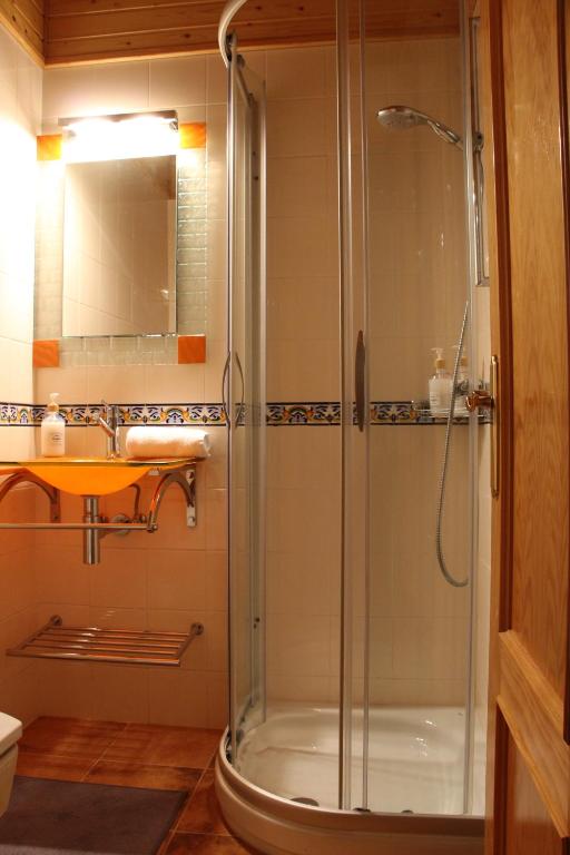 Koupelna v ubytování Misalas, Ski y montaña petfriendly - Arafita Apartamentos
