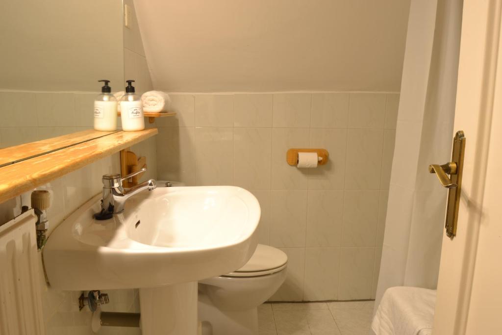 Koupelna v ubytování Balaitus Petfriendly - Arafita Apartamentos