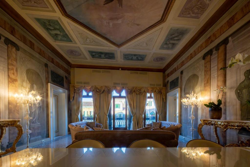 Ca' Bonfadini Historic Experience - 15