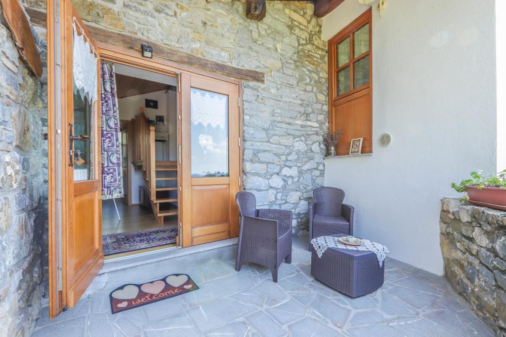 Casa Ursic Castello - Two-Bedroom Apartment