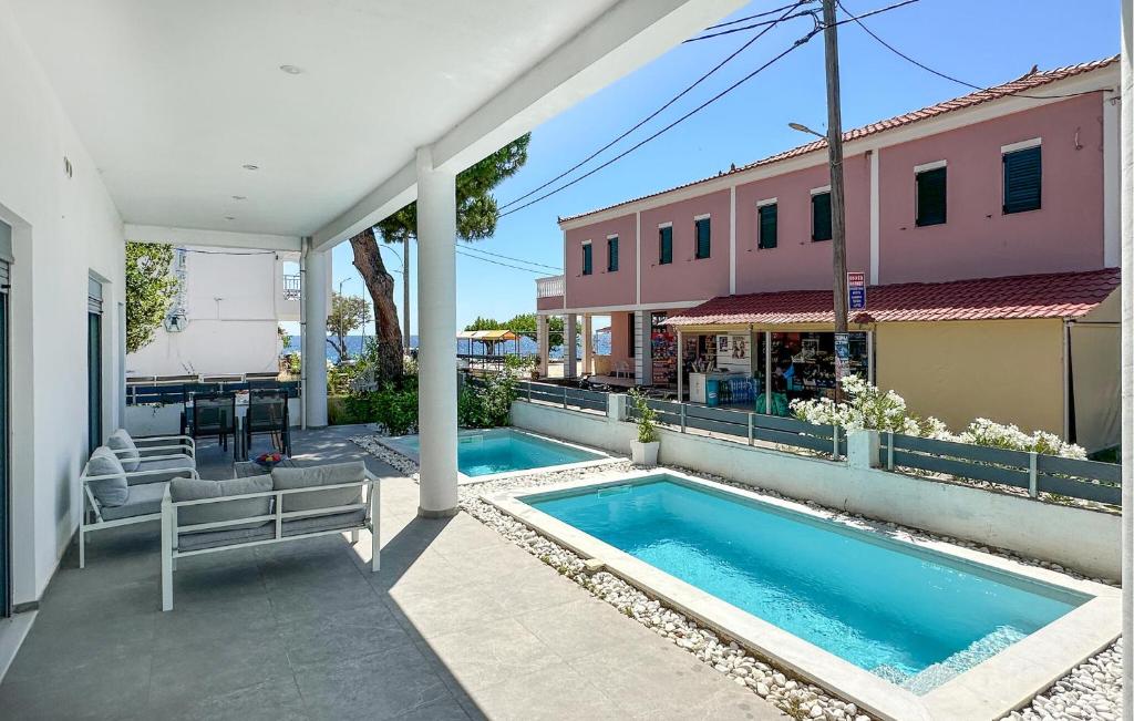 Hồ bơi trong/gần Lovely Home In Vasilika Evia