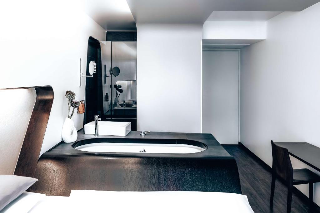 Postel nebo postele na pokoji v ubytování Hotel Q! Berlin